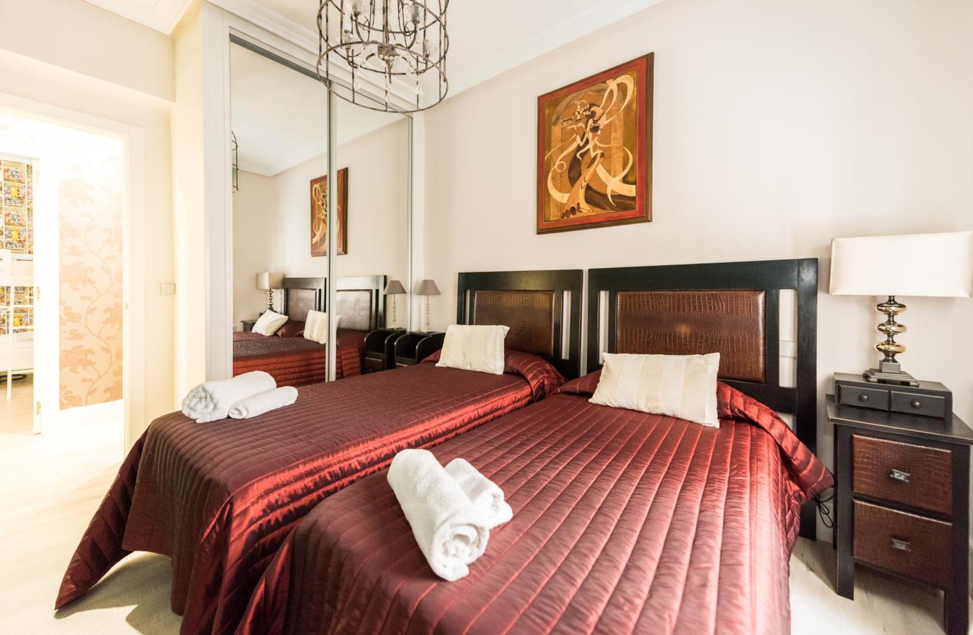 City Deluxe Apartment Мадрид Экстерьер фото