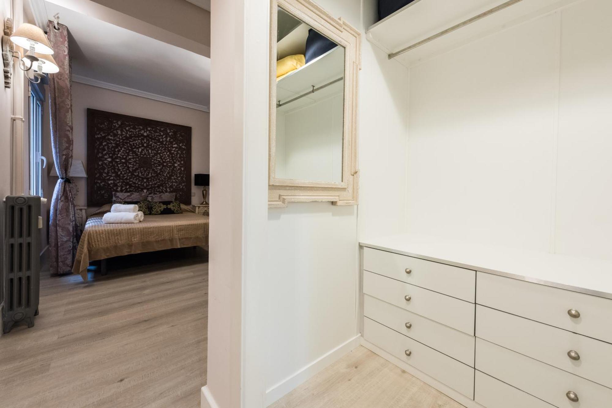 City Deluxe Apartment Мадрид Экстерьер фото