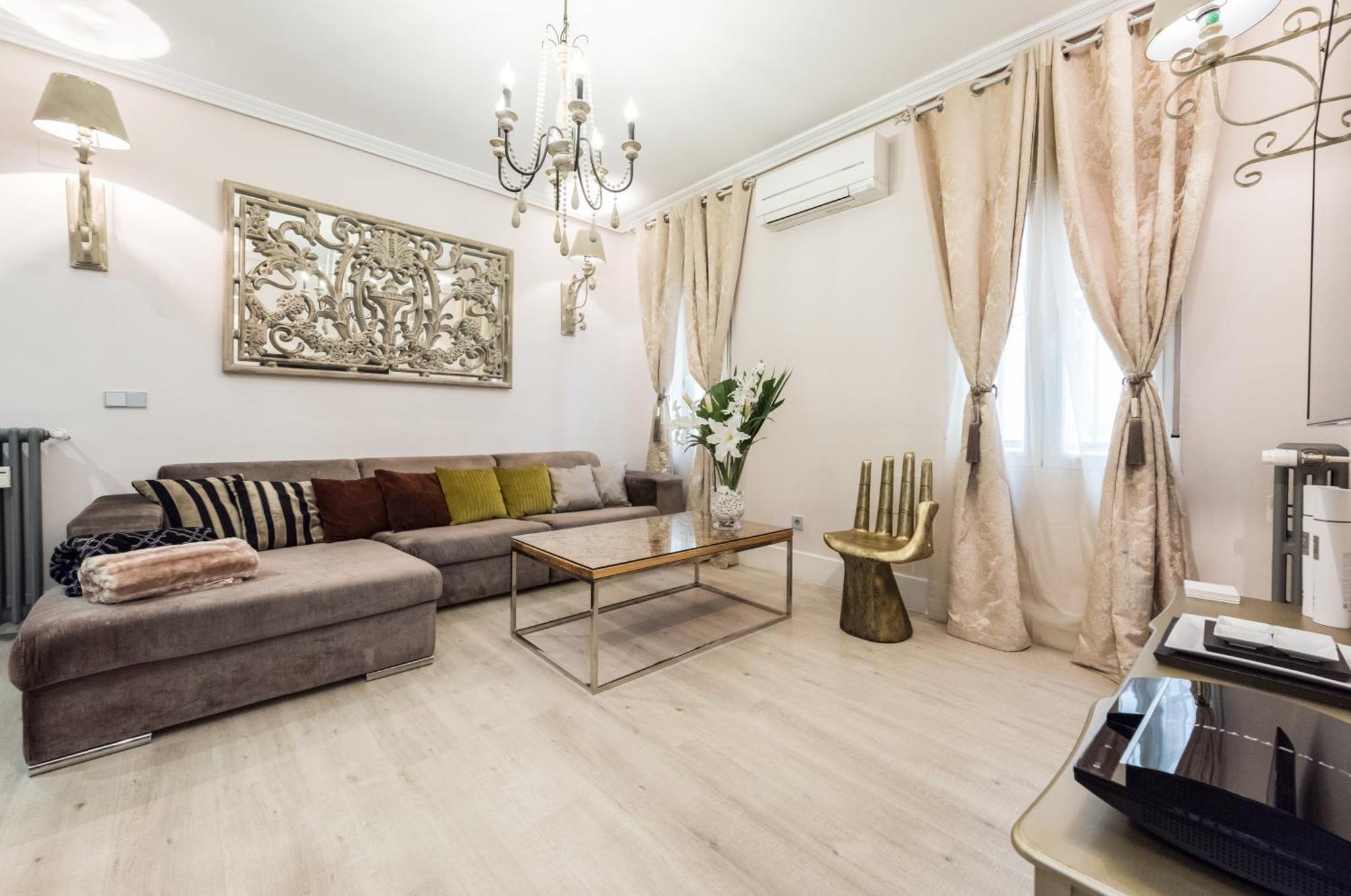 City Deluxe Apartment Мадрид Экстерьер фото